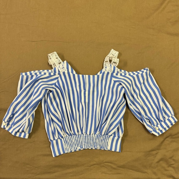 Striped Crop Top - Picture 2 of 2